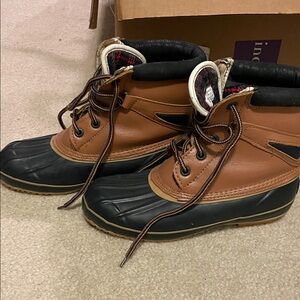 Women's Black and Brown Winter Boots